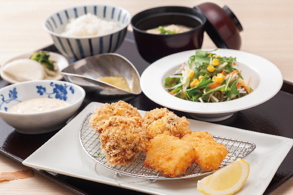 鱧のスパイシー揚げとイカフライのセット