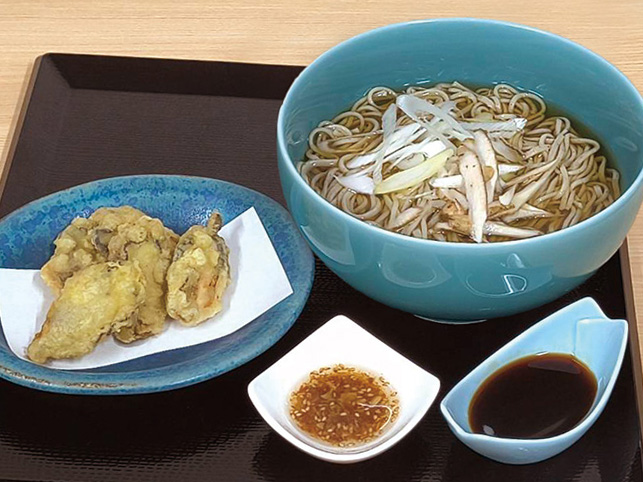 牡蠣づくしの天麩羅そば(ブリヂストンカンツリー倶楽部のレストラン)